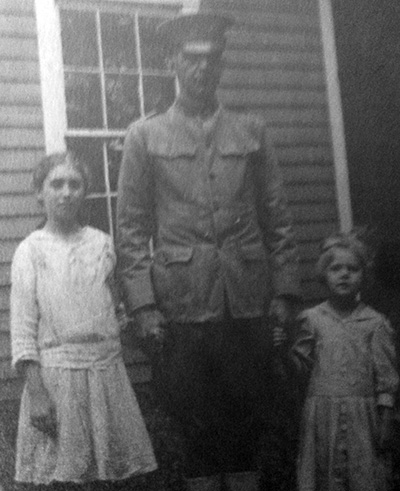 Charles and his niece and Cylandra Wakelee