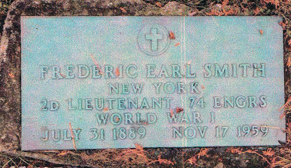 Military foot stone for Frederic Earl Smith