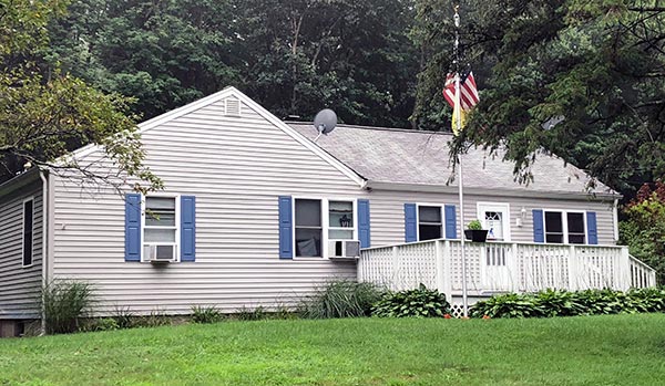 Barbara and Clarence Pierpont's home on Barclare Lane