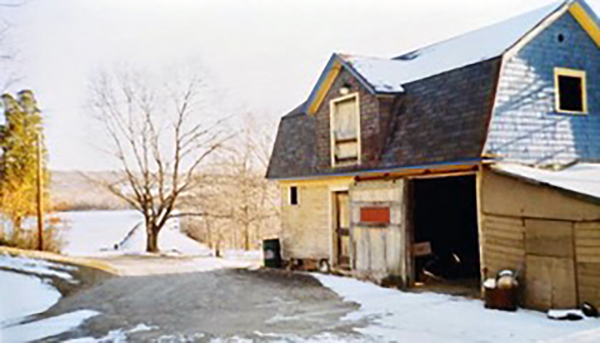 Scovill Road barn/garage